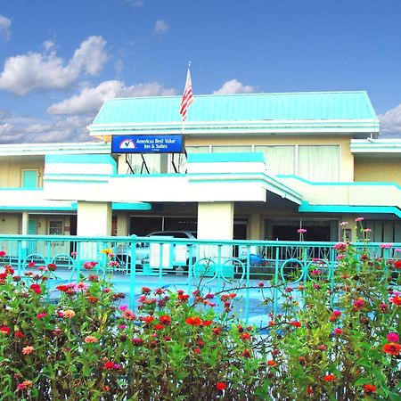 Americas Best Value Inn Suites Южен Бостън Екстериор снимка