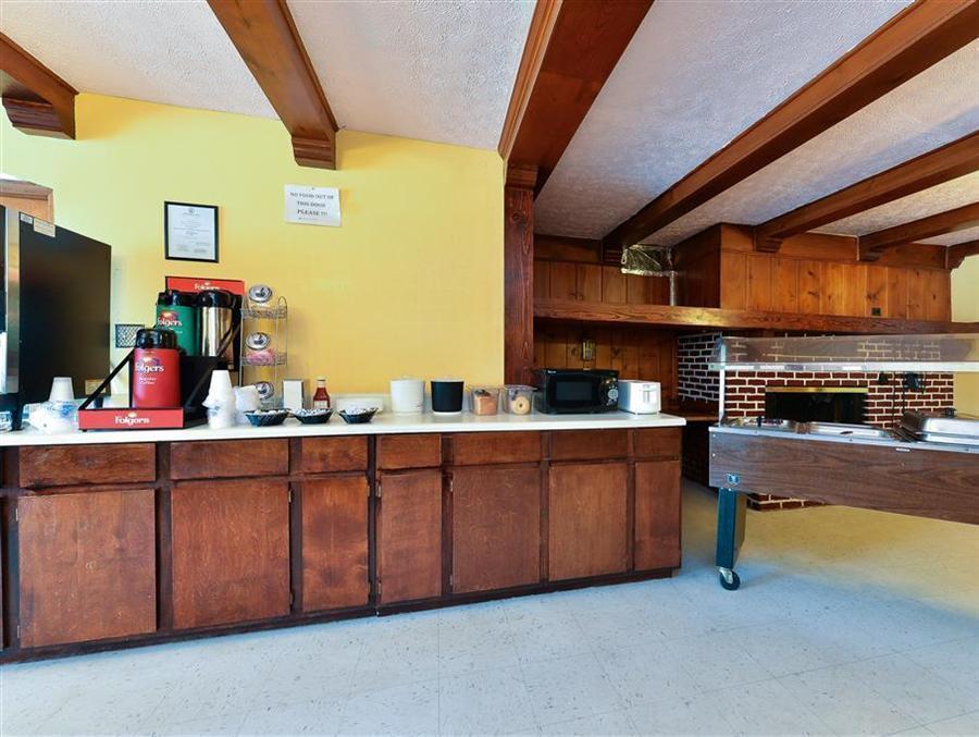Americas Best Value Inn Suites Южен Бостън Екстериор снимка