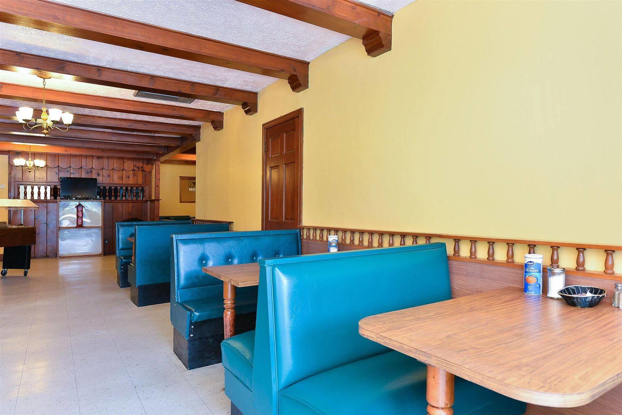Americas Best Value Inn Suites Южен Бостън Екстериор снимка